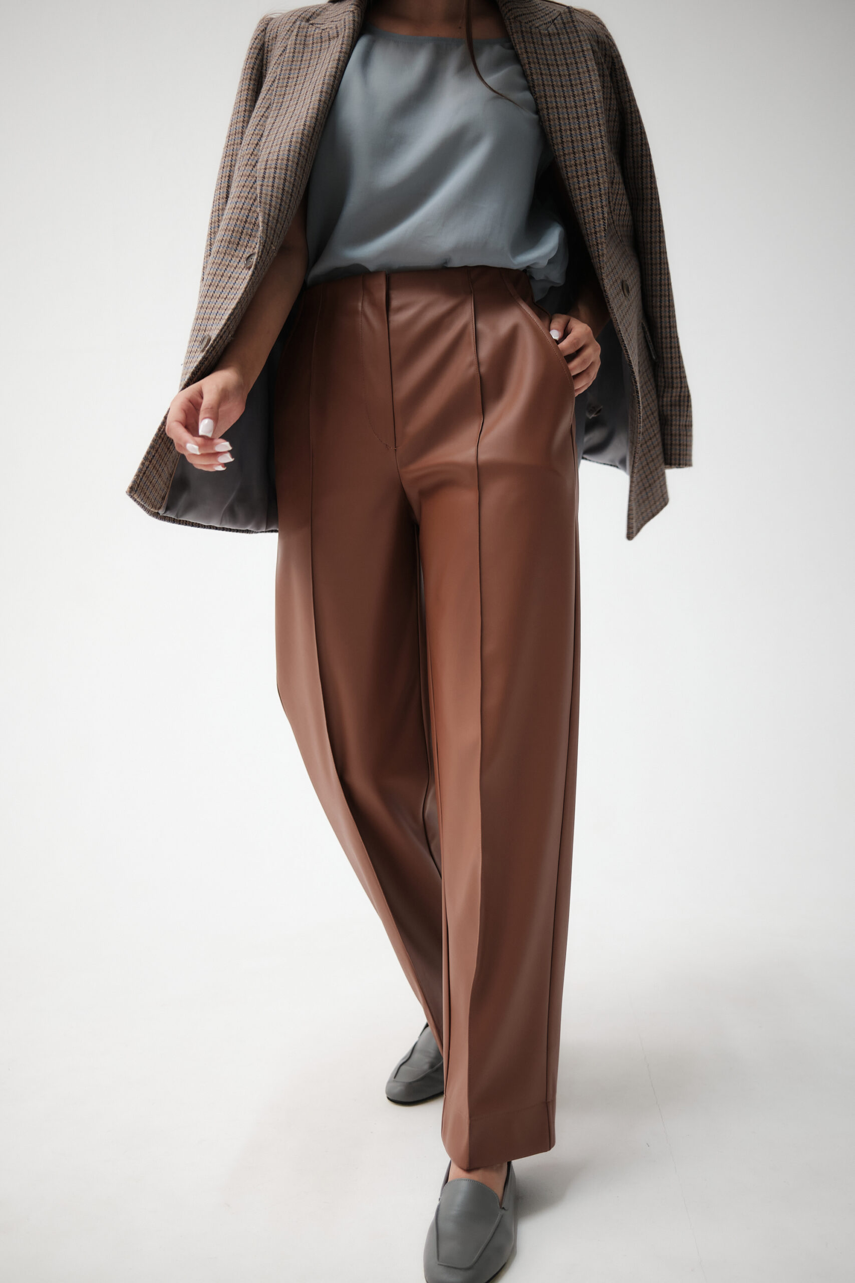 brown-faux-leather-cropped-pants-3
