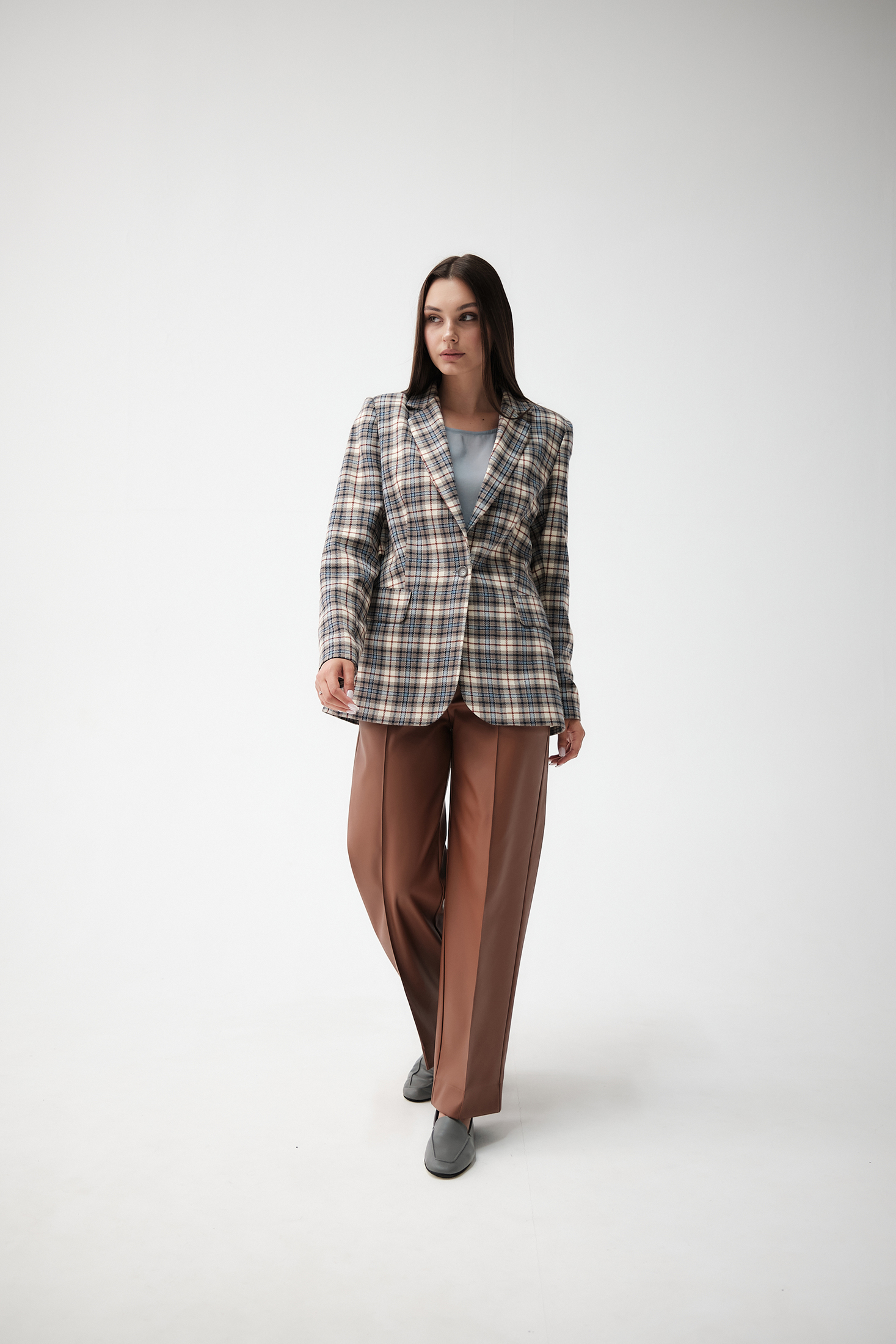 single-breasted-plaid-blazer-1